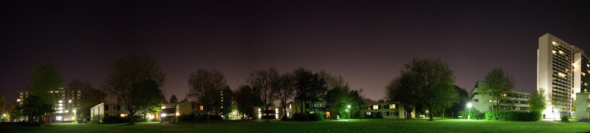 Studentenstadt bei Nacht